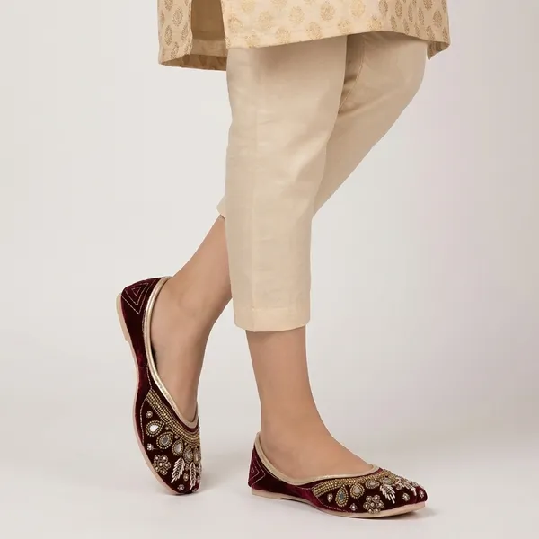 Maroon_Synthetic_Leather_Jutti_For_Women