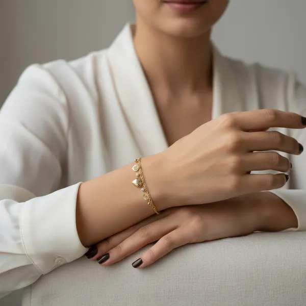 Myra_Golden_Bracelet