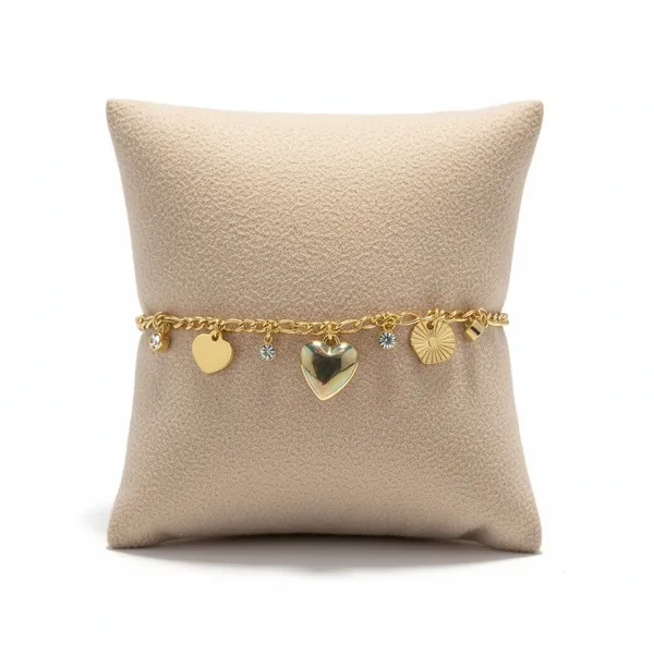 Myra_Golden_Bracelet