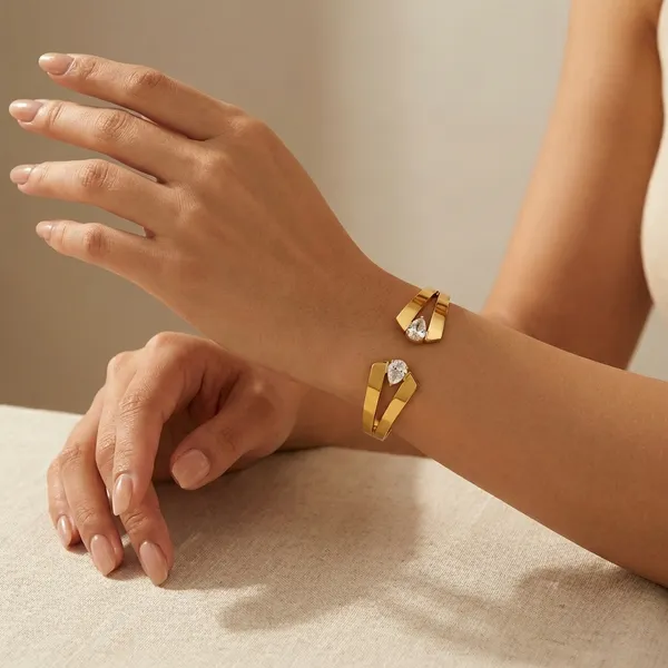 Naira_Golden_Bracelet