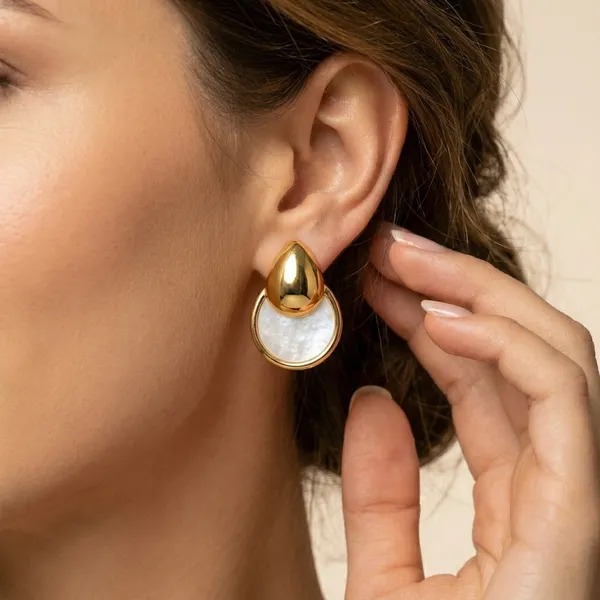 Shell_Style_Gold_Studs_Earrings