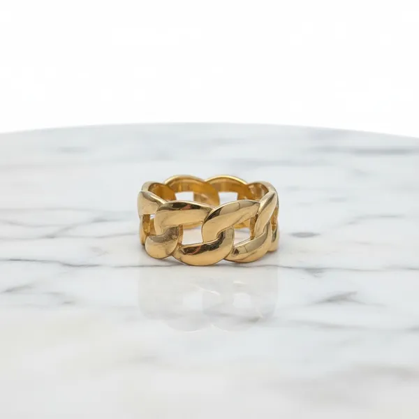 Ruhi_18K_Gold_Ring