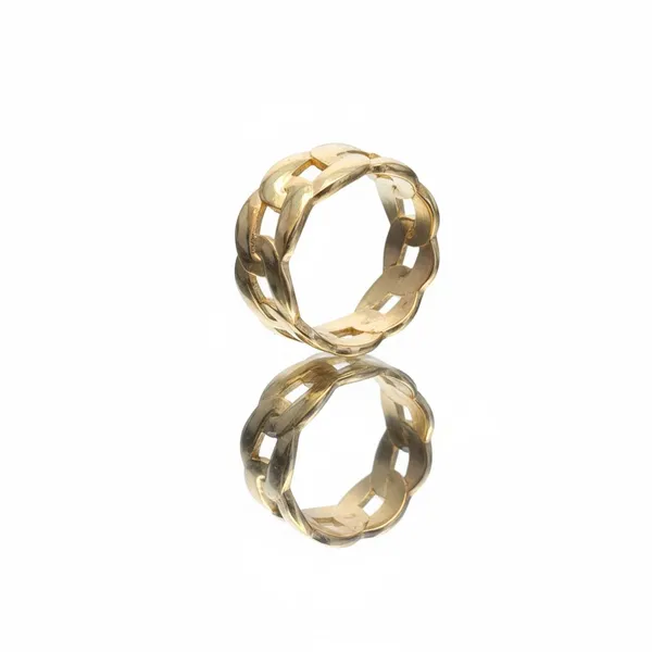 Ruhi_18K_Gold_Ring