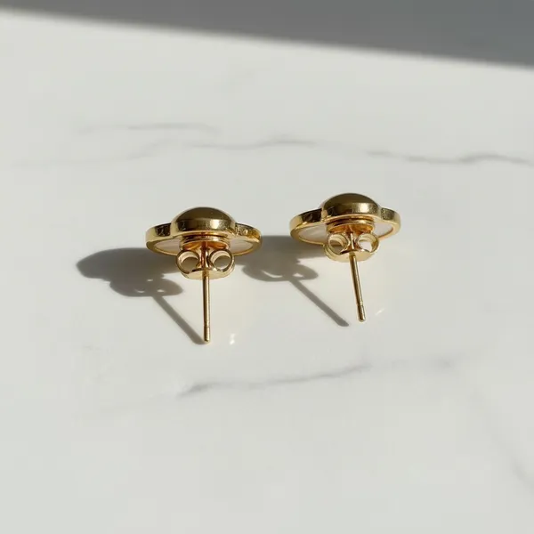 Shell_Style_Gold_Studs_Earrings