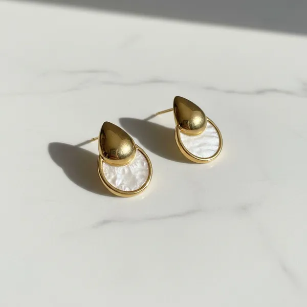 Shell_Style_Gold_Studs_Earrings