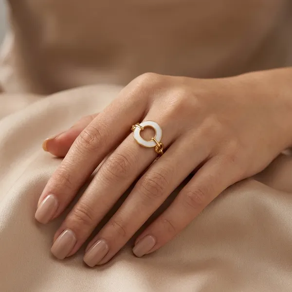 Tanisha_18K_Gold_Ring