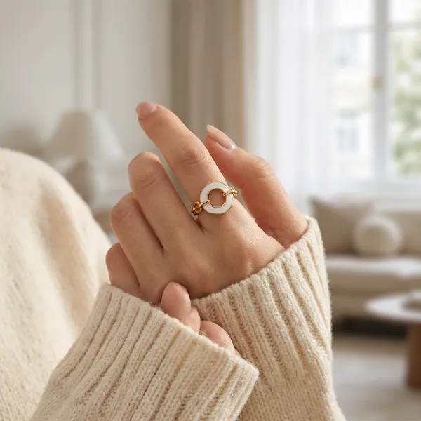 Tanisha_18K_Gold_Ring