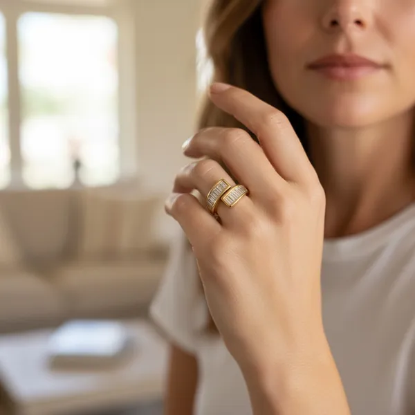 Kriti_18K_Gold_Ring