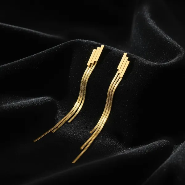 Anaya_Long_Style_Golden_Earrings