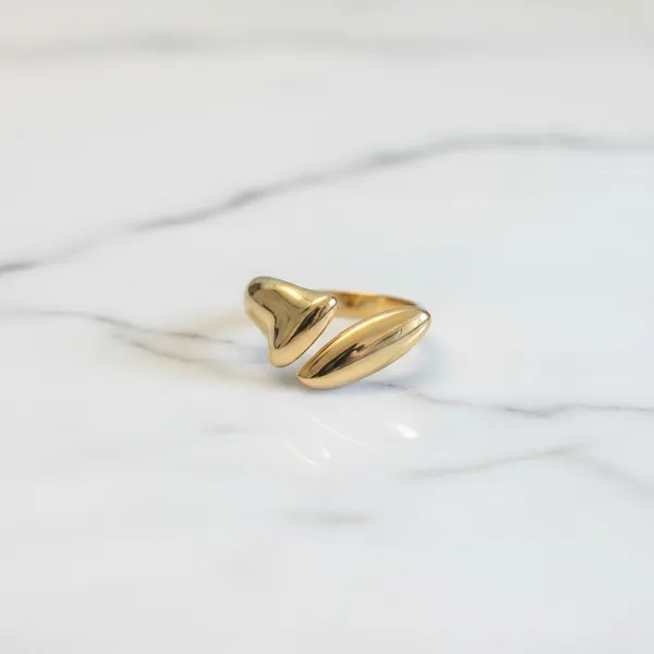 Tisha_18K_Gold_Ring