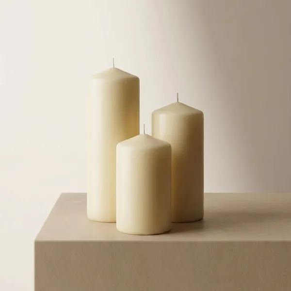 Paraffin_Wax_Pillar_Candles_For_Decor_And_Prayer