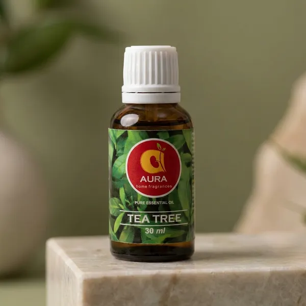 Tea_Tree_Essential_Oil_For_Acne_Care_And_Antiseptic