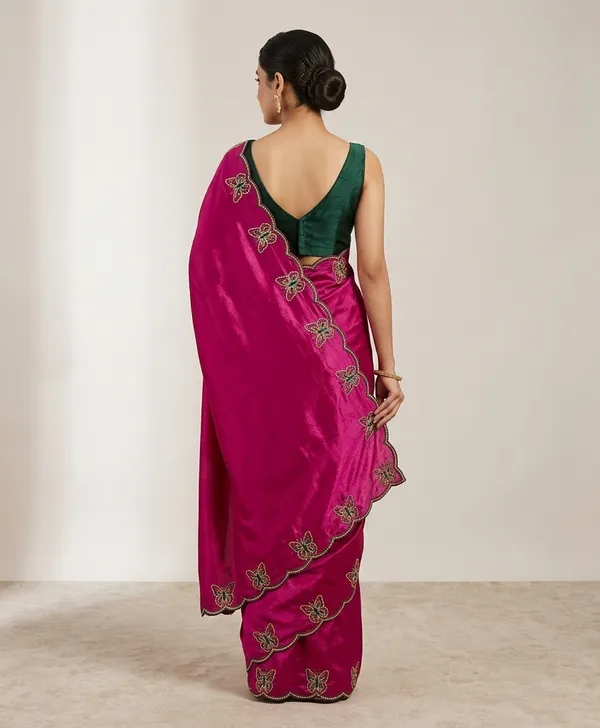 Gorgeous_Chinon_Saree_With_Amazing_Zari_Embroidery_Border_With_And_Contrast_Blouse_Piece