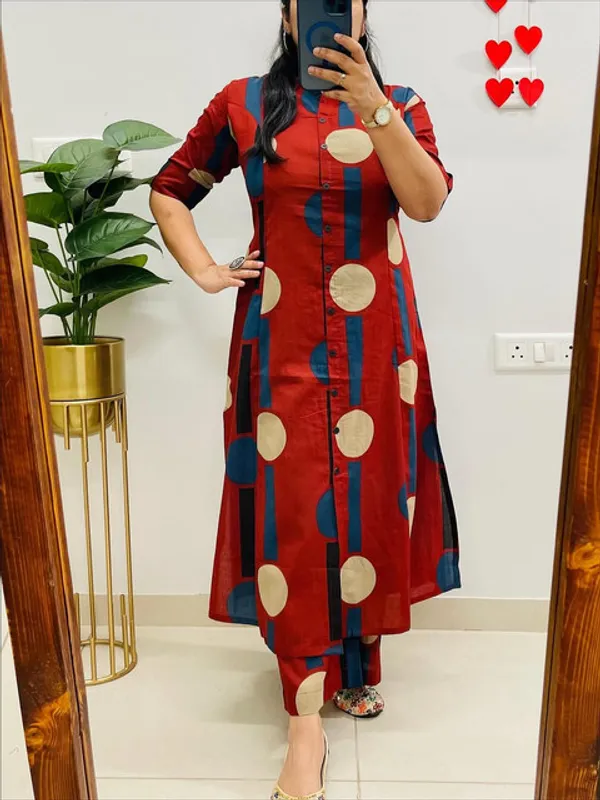 Mud_Red_Premium_Floral_Fine_Cotton_Kurti_Palazza_Set_For_Women