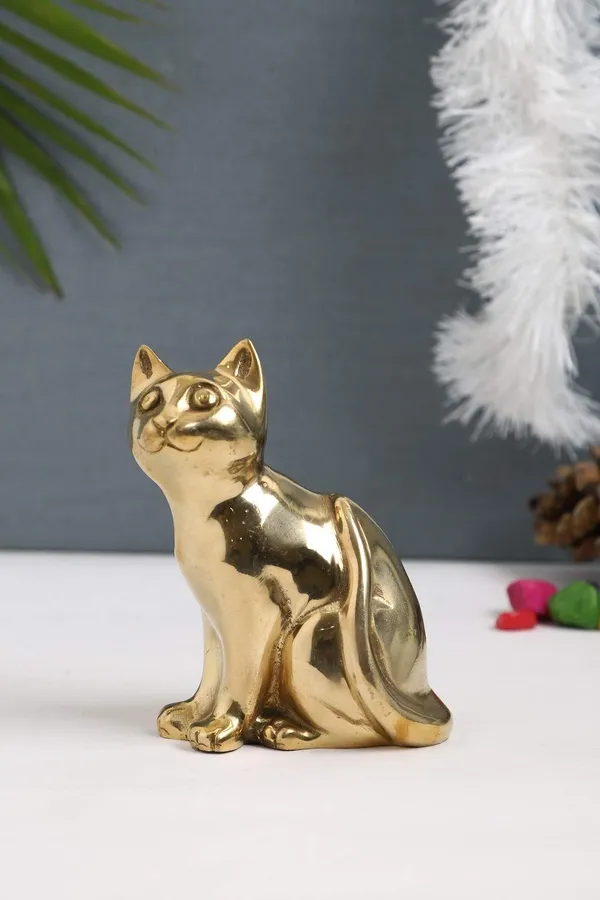 Brass_Cat_6_Inches_And_800G_Ethnic_Design_Handmade_Statue_For_Home_Decor_Office_Counter_Decorative_Antique_Figurine_Handcrafted_Unique_Piece_Showpiece_Vastu_Animal_Gift_Item_Golden