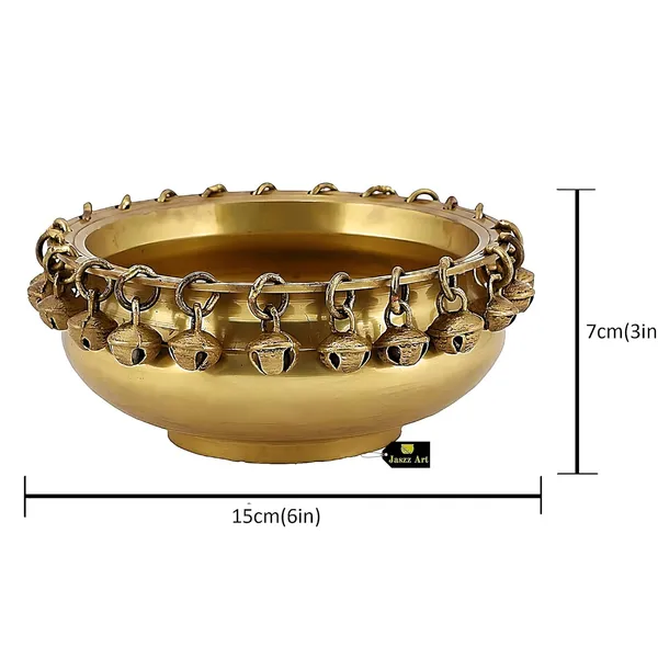 Brass_Urli_Bowl_With_Bells_Uruli_Pot_For_Home_Decor_Floating_Flowers_Candle_Lamp_Diwali_Decoration_Gift_Showpiece_6_Inches_1Kg_Golden_4_L