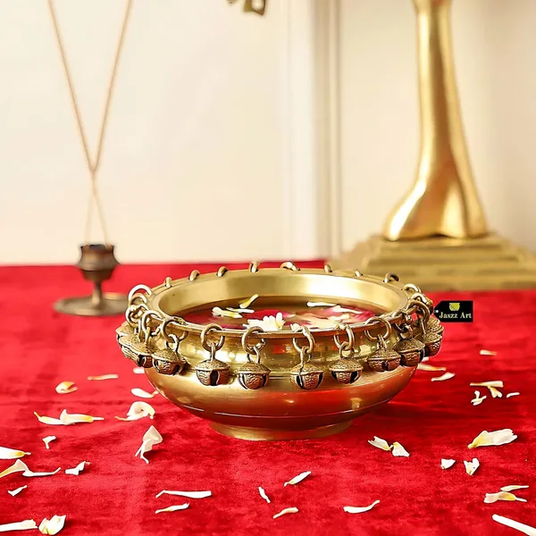 Brass_Urli_Bowl_With_Bells_Uruli_Pot_For_Home_Decor_Floating_Flowers_Candle_Lamp_Diwali_Decoration_Gift_Showpiece_6_Inches_1Kg_Golden_4_L