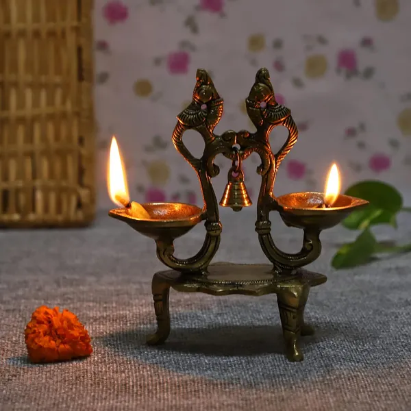 Brass_Peacock_Diya_9_Inches_And_800G_Ethnic_Design_Handmade_Curved_Oil_Wick_Antique_Deepak_Lamp_For_Home_Decor_Temple_Puja_Office_Counter_Diwali_Decoration_Festival_Gift_Light