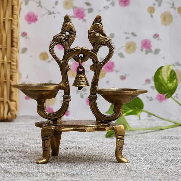 Brass_Peacock_Diya_9_Inches_And_800G_Ethnic_Design_Handmade_Curved_Oil_Wick_Antique_Deepak_Lamp_For_Home_Decor_Temple_Puja_Office_Counter_Diwali_Decoration_Festival_Gift_Light