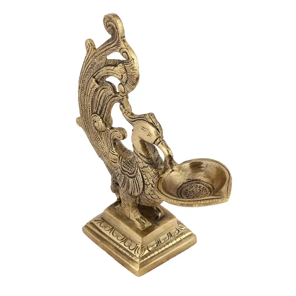Brass_Peacock_Diya_16_6_18_Cm_800G_Ethnic_Design_Handmade_Curved_Oil_Wick_Antique_Deepak_Lamp_For_Home_Decor_Temple_Puja_Office_Counter_Diwali_Decoration_Festival_Gift_Dark
