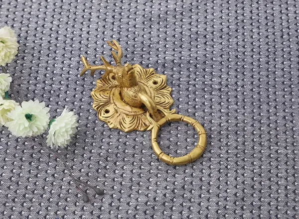 Brass_Deer_Face_Shape_Design_Door_Knocker_Golden_5_5_Inches_Heavy_Antique_Royal_Brass_Door_Knocker_For_Main_Glass_Wooden_Door_Cabinet_Drawer