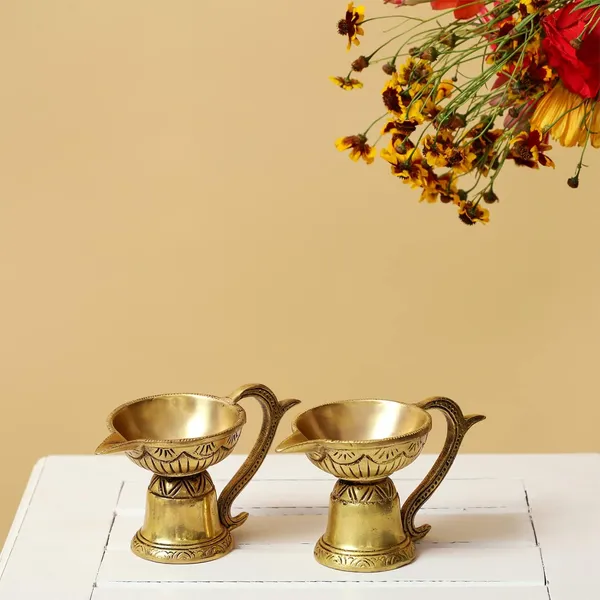 Brass_Cup_Diya_3_Inches_And_500G_Pair_With_Hnadle_Ethnic_Design_Handmade_Curved_Oil_Wick_Antique_Deepak_Lamp_For_Home_Decor_Temple_Puja_Office_Diwali_Decoration_Festival_Gift