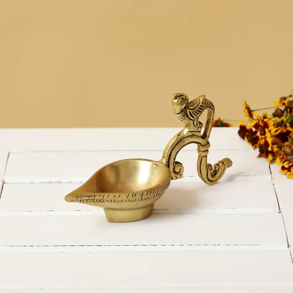Brass_Peacock_Diya_4_Inches_And_300G_With_Handle_Ethnic_Design_Handmade_Curved_Oil_Wick_Antique_Deepak_Lamp_For_Home_Decor_Temple_Puja_Office_Diwali_Decoration_Festival_Gift