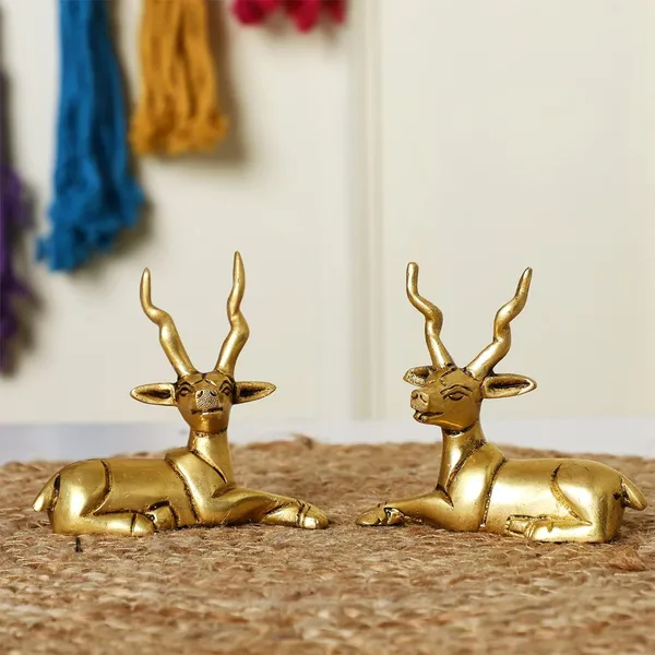 Brass_Deer_Pair_Ethnic_Design_Handmade_Statue_For_Home_Decor_Office_Counter_Unique_Piece_Showpiece_Vastu_Animal_Gift_Item