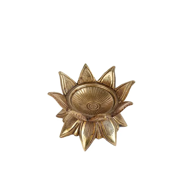Brass_Akhand_Diya_Small_Ethnic_Design_Handmade_Curved_Oil_Wick_Antique_Kuber_Deepak_Lamp_For_Home_Decor_Temple_Puja_Office_Counter_Decoration_Festival_Gift_11_11_7_Cm_500Gm