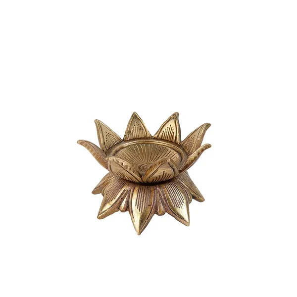 Brass_Akhand_Diya_Small_Ethnic_Design_Handmade_Curved_Oil_Wick_Antique_Kuber_Deepak_Lamp_For_Home_Decor_Temple_Puja_Office_Counter_Decoration_Festival_Gift_11_11_7_Cm_500Gm