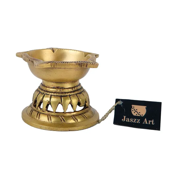 Brass_Small_Diya_8_8_6_Cm_300G_Small_Ethnic_Design_Handmade_Curved_Oil_Wick_Antique_Kuber_Deepak_Lamp_For_Home_Decor_Temple_Puja_Office_Counter_Decoration_Festival_Gift_Pack_Of_1