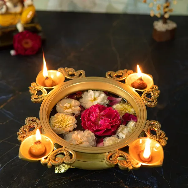 Brass_Camel_6In_4_Diya_Urli_Bowl_With_Bells_Ethnic_Design_Uruli_For_Home_Decor_Floating_Flowers_Candle_Lamps_Temple_Room_Traditional_Diwali_Decoration_Gift_25_25_9_Cm_And_1450_G
