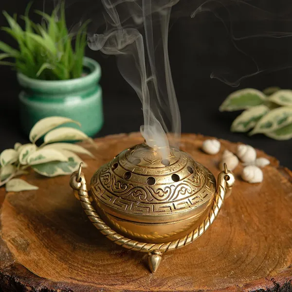 Brass_Antique_Design_Dhoop_Dani_Pot_Loban_Burner_Bakhoor_Holder_Dhoop_Batti_Stand_Pooja_Items_Incense_Holder_Burner_For_Home_Office_Living_Pooja_Puja_Room_12_10_11_Cm_575_Gm