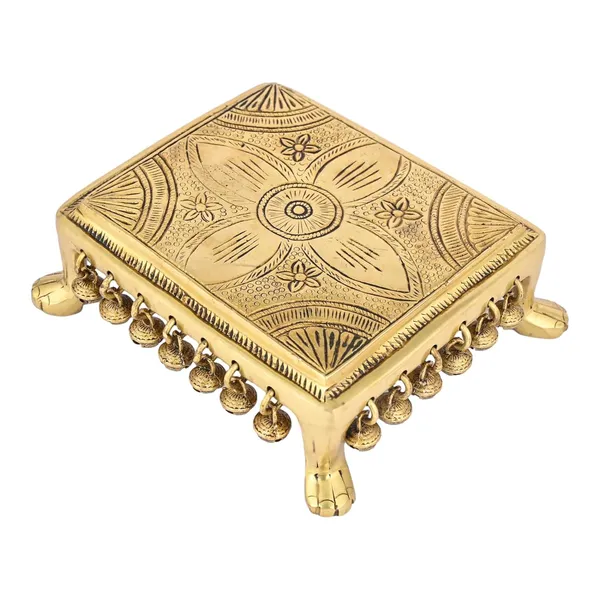 Brass_Pooja_Chowki_Traditional_Puja_Pedestal_Decorative_Brass_Chowki_For_Home_Temple_Festive_Rituals_Elegant_Design_For_Religious_Ceremonies_Spiritual_Decor_1_Pack_Of_1