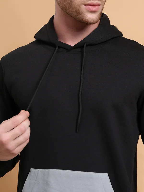 Men_Black_Pullover_Hoodie_with_Contrast_Grey_Pocket