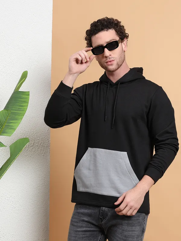 Men_Black_Pullover_Hoodie_with_Contrast_Grey_Pocket