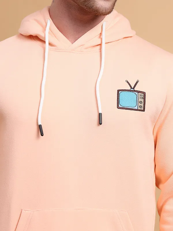 Peach_Retro_TV_Embroidered_Pullover_Hoodie_for_Men