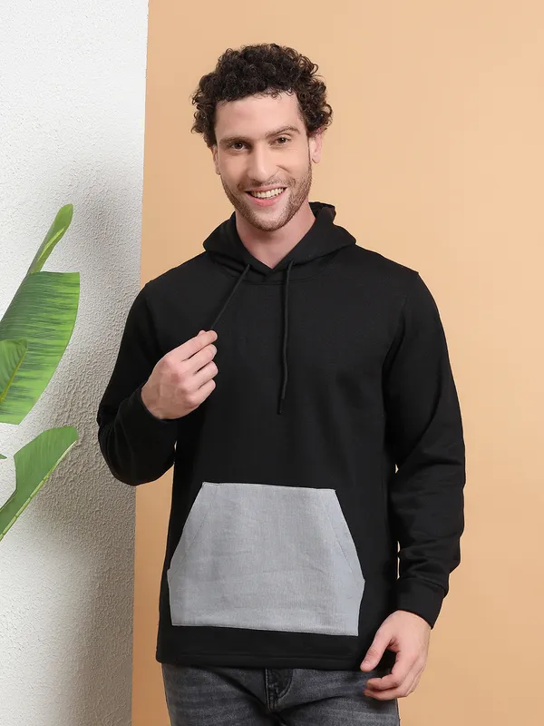 Men_Black_Pullover_Hoodie_with_Contrast_Grey_Pocket