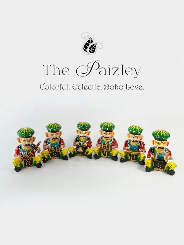 Decorative_Musician_Figurines_Set_6_Pieces_Traditional_Folk_Art_Design_Green_And_Red