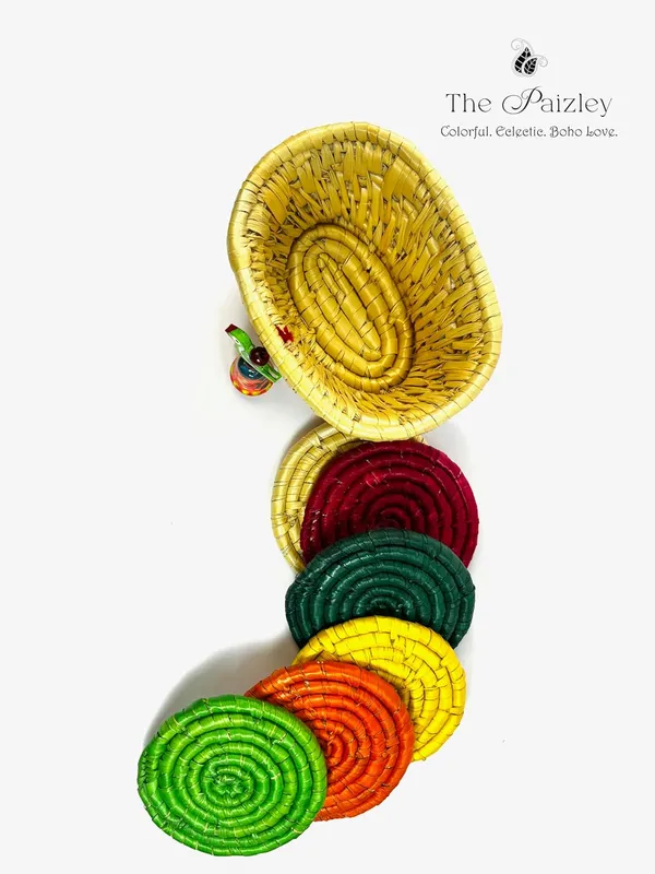 Handwoven_Moonj_Grass_Coaster_Set_With_Holder_Natural_Basket_Multicolour_Coasters_Boho_Design_13_Cm