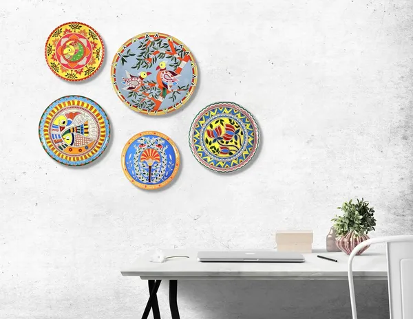 The_Paizley_Madhubani_Wall_Plates_For_Home_Decor_Metal_Wall_Decor_Set_Of_5_For_Living_Room_Bedroom_Decorative_Wall_Art_Showpiece_Ideal_Housewarming_Gift_For_Family_And_Friends