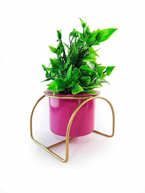 Boho_Chic_Pink_Metal_Planter_With_Stand_Decorative_Indoor_Plant_Pot_For_Living_Room_Bedroom_Balcony_Iron_Base_With_Premium_Finish