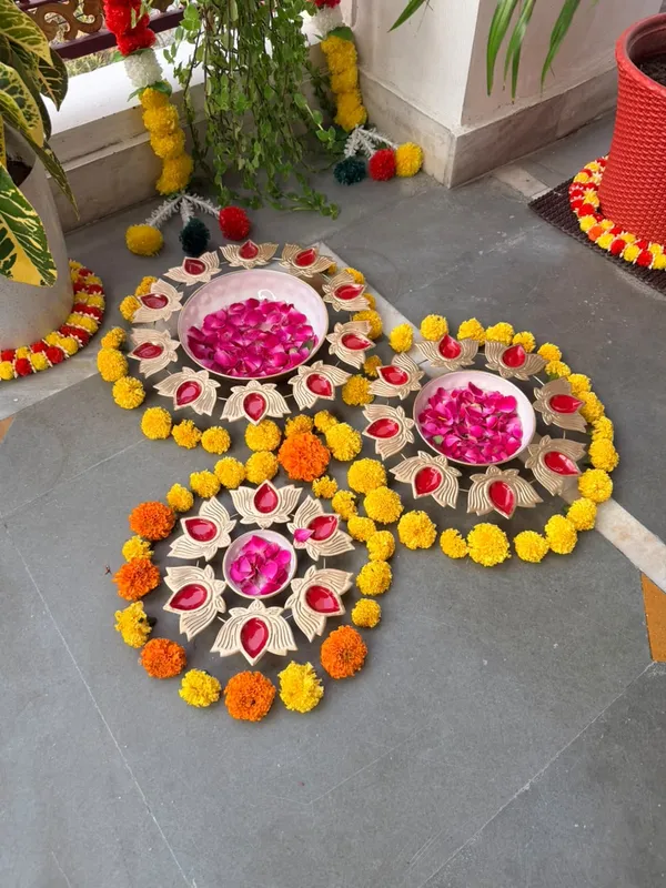 Metal_Lotus_Tealight_Holder_Urli_Set_of_3,_Diwali_Diya_rangoli_&_Home_Décor
