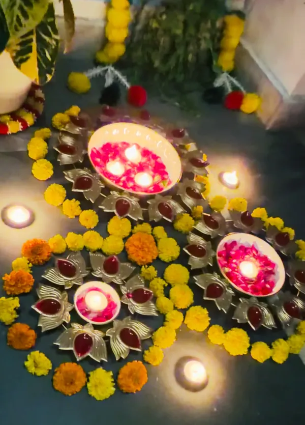 Metal_Lotus_Tealight_Holder_Urli_Set_of_3,_Diwali_Diya_rangoli_&_Home_Décor