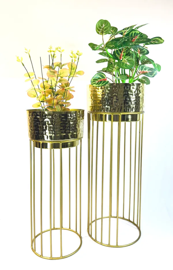 Metal_Planters_with_Stand_Set_of_2,_Brass_Finish_for_Indoor,_Home_Décor