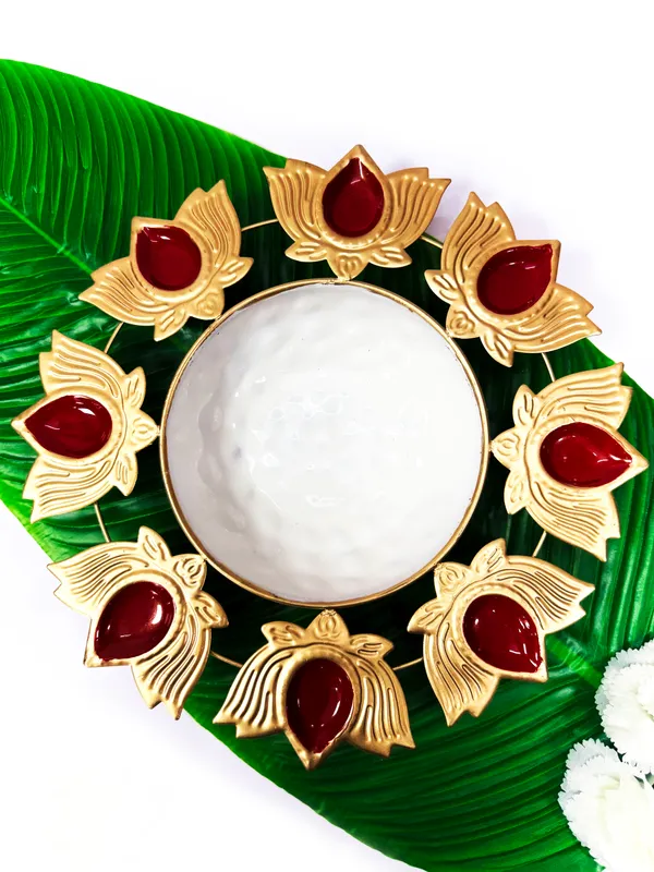 Metal_Urli_Decorative_Bowl_Medium_Gold_Red_8_Lotus_Diya_for_Diwali_Festival