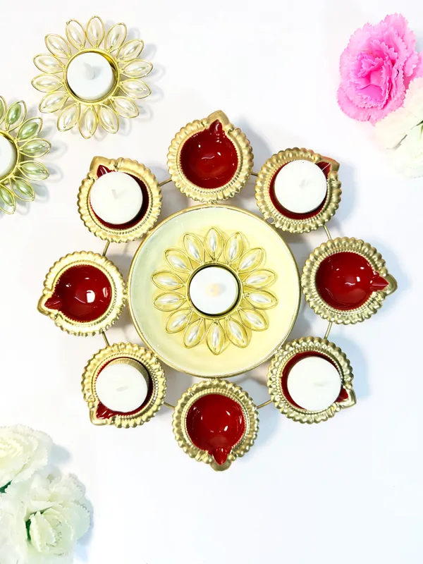 Round_medium_Urli_with_8_Diya_Tealight_Holder,_Glossy_Painted_Red,_Gold