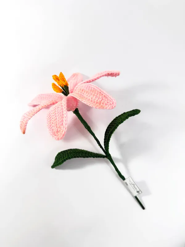 The_Paizley_Handmade_Crochet_Pink_Lily_Flower_for_Home_Decor_and_Gifting_|__Hand_Crochet_Lily_with_stem_&_leaves_|_Reusable_Decorative_Flower_for_Living_Room,_Bedroom,_Desk,_Gifting_&_Special_Occasions