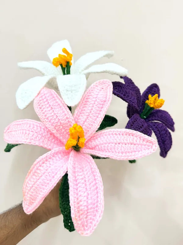 The_Paizley_Handmade_Crochet_Pink_Lily_Flower_for_Home_Decor_and_Gifting_|__Hand_Crochet_Lily_with_stem_&_leaves_|_Reusable_Decorative_Flower_for_Living_Room,_Bedroom,_Desk,_Gifting_&_Special_Occasions