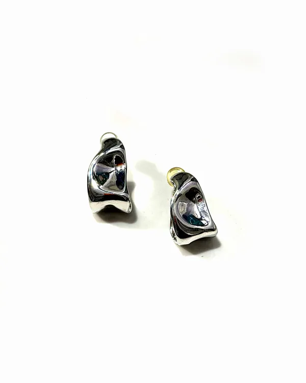 The_Paizley_Molten_Liquid_C-Hoop_Earrings_–_High-Shine_Mirror_Silver_Finish
